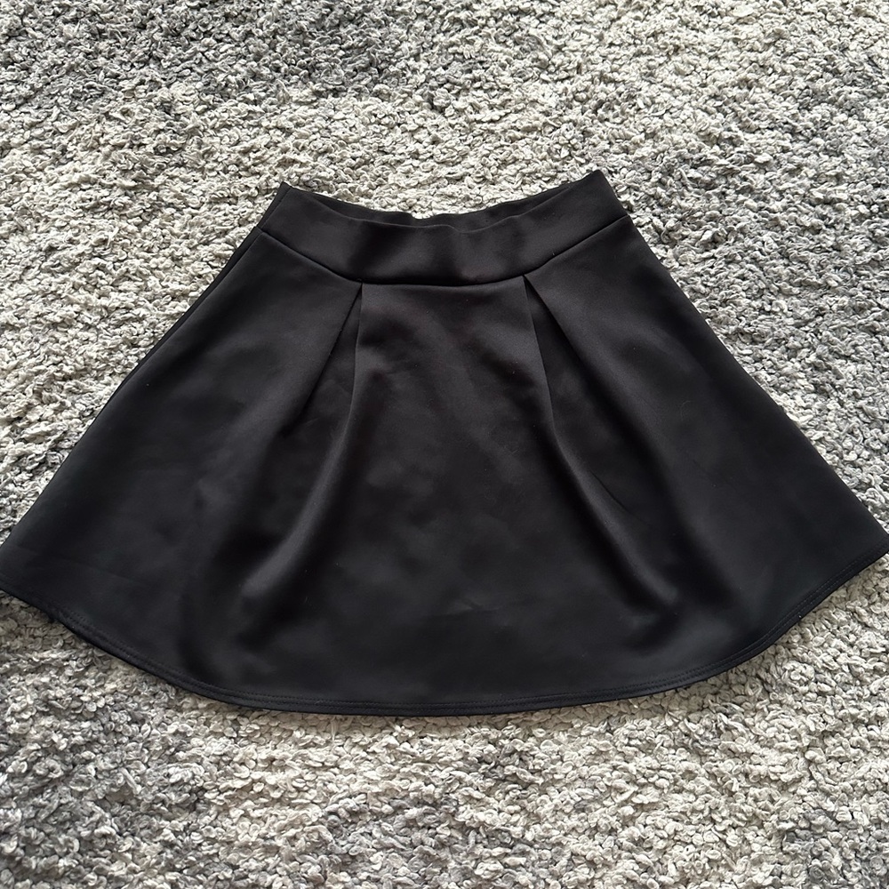 Black circle skirt